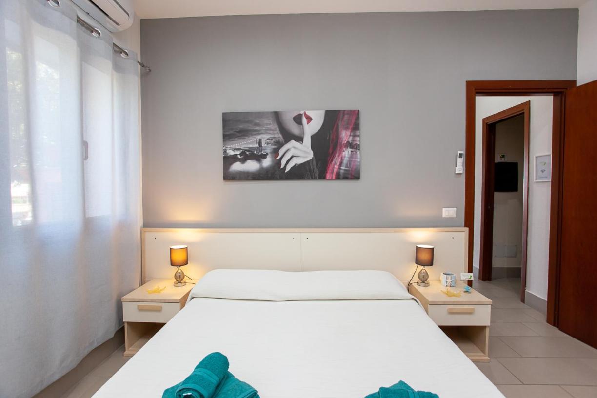 Mivida "Le Stanze Di Ada" Bed and Breakfast San Teodoro  Εξωτερικό φωτογραφία