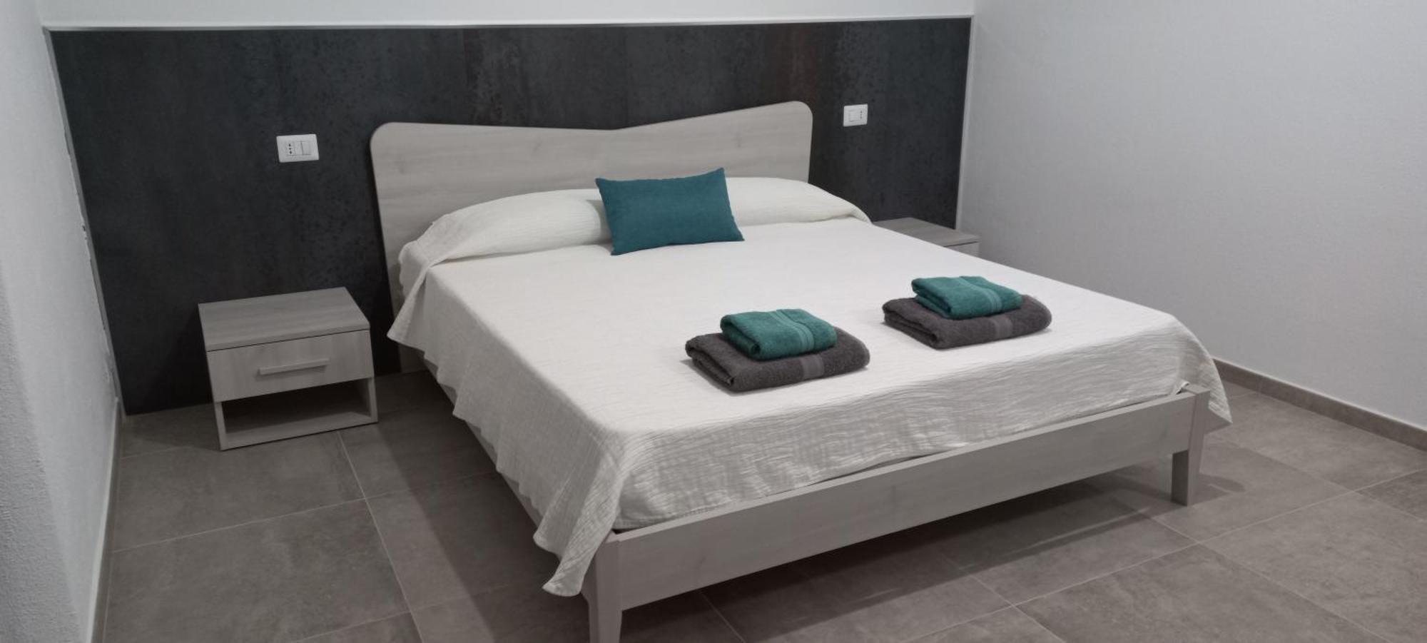 Mivida "Le Stanze Di Ada" Bed and Breakfast San Teodoro  Δωμάτιο φωτογραφία